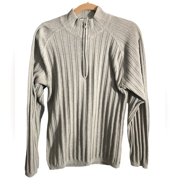 Mens XL DKNY 1/2 zip sweater. - Picture 1 of 1